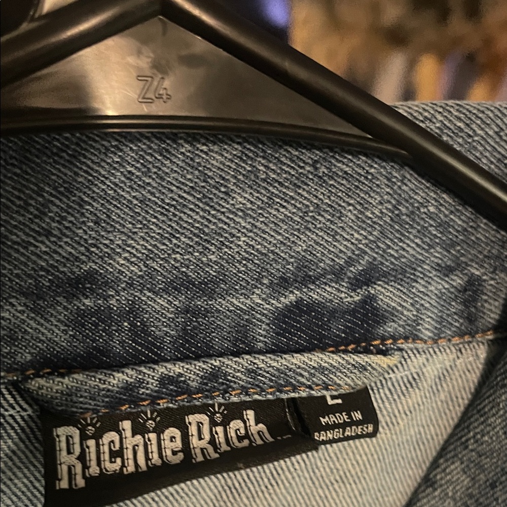 Richie Rich Graffiti Denim Jacket with Cartoon Money Design - Picture 4 of 4